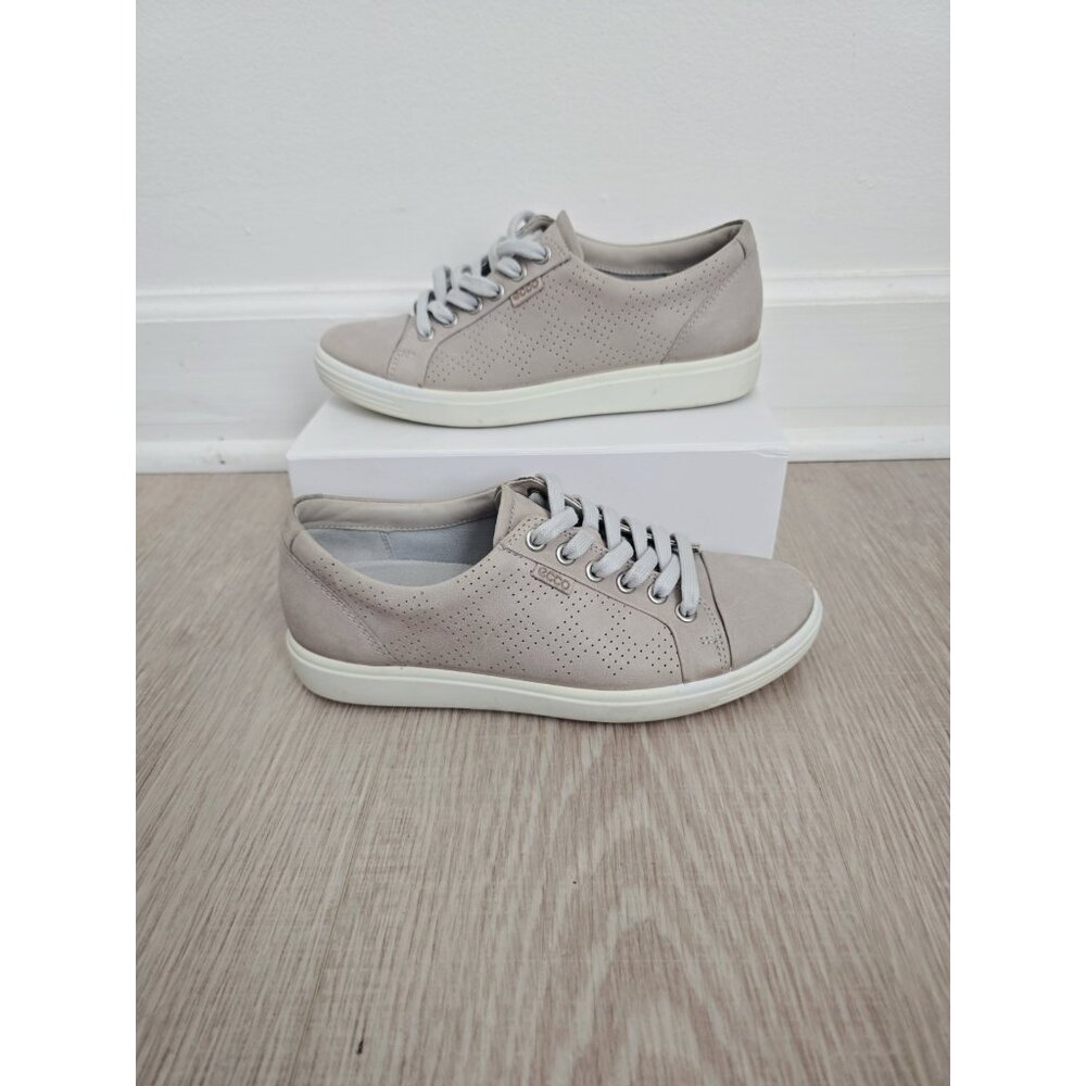 ECCO Soft 7 Nubuck Leather Lace Up Sneakers Gray Comfort Shoes Womens 37 US 6